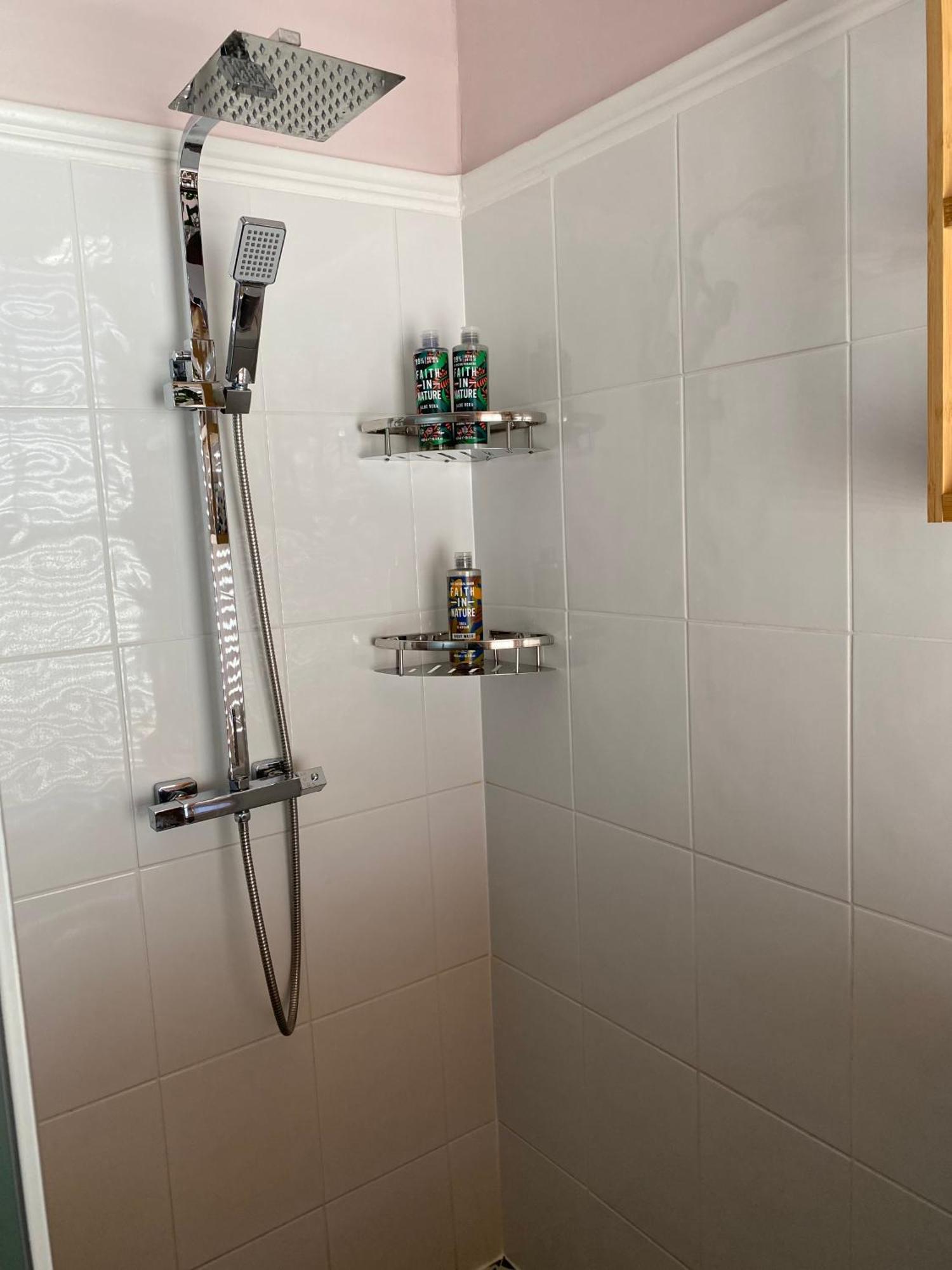 Herne Bay Central - 2 Minutes From Beach Apartment Extérieur photo